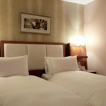 Elegance Hotel Taipei Luaran gambar