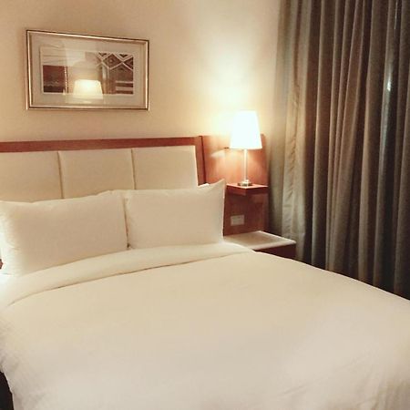 Elegance Hotel Taipei Luaran gambar