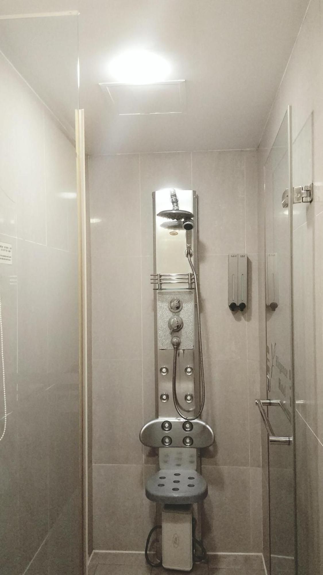 Elegance Hotel Taipei Luaran gambar