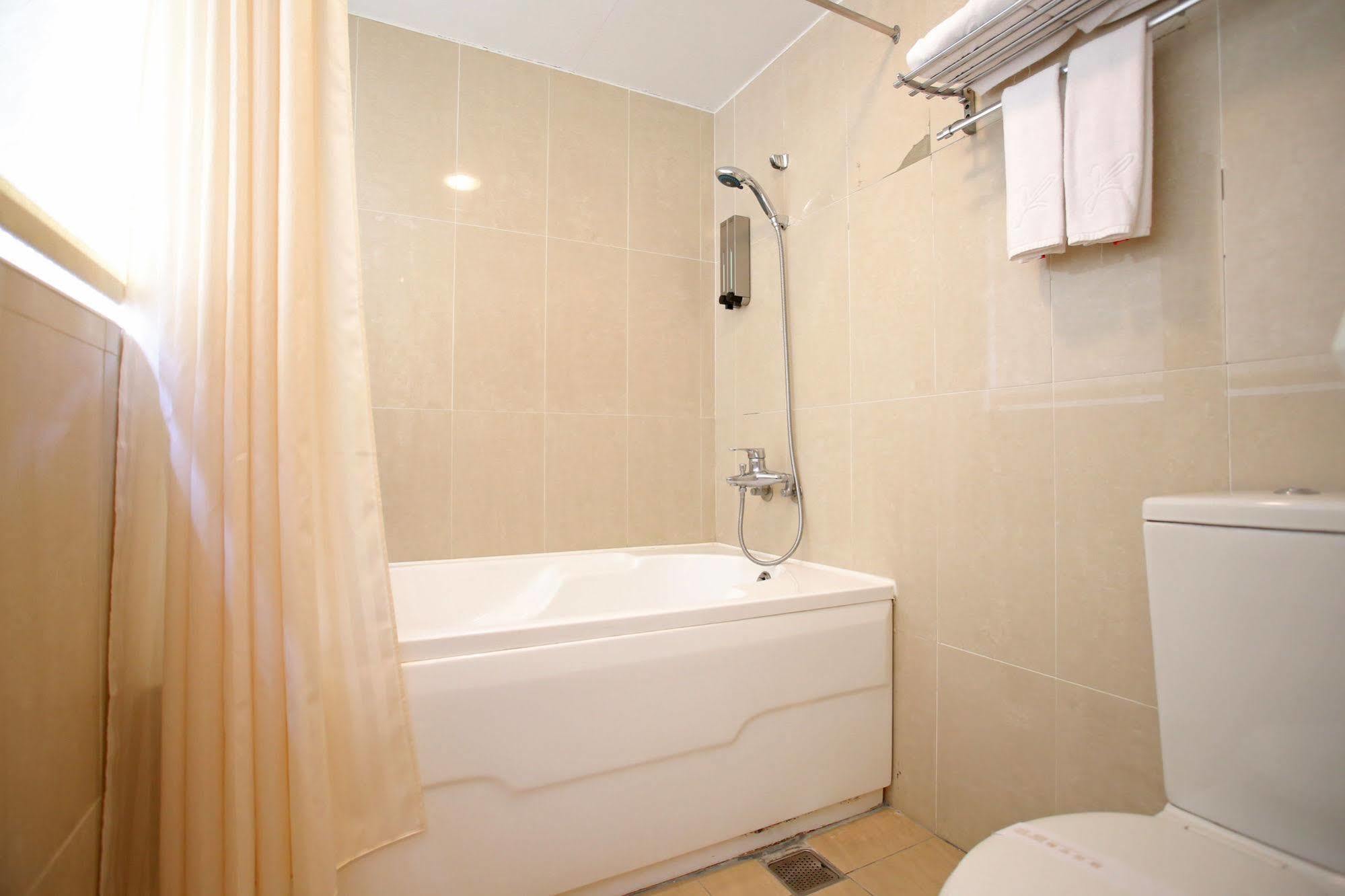 Elegance Hotel Taipei Luaran gambar
