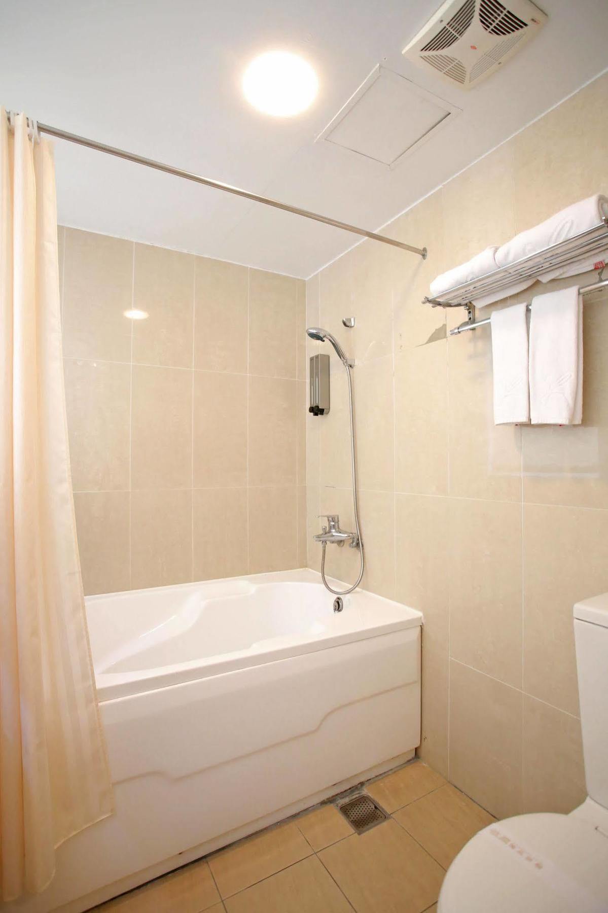 Elegance Hotel Taipei Luaran gambar