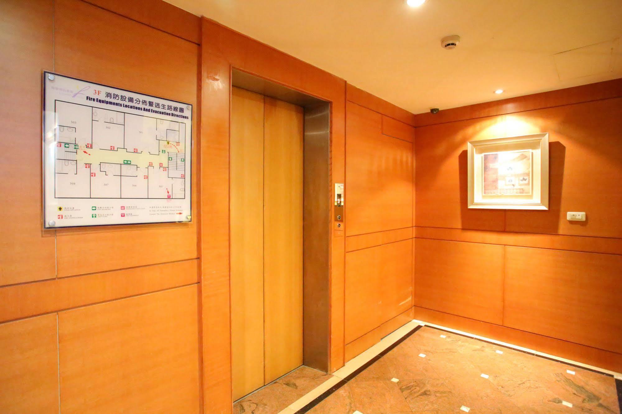 Elegance Hotel Taipei Luaran gambar