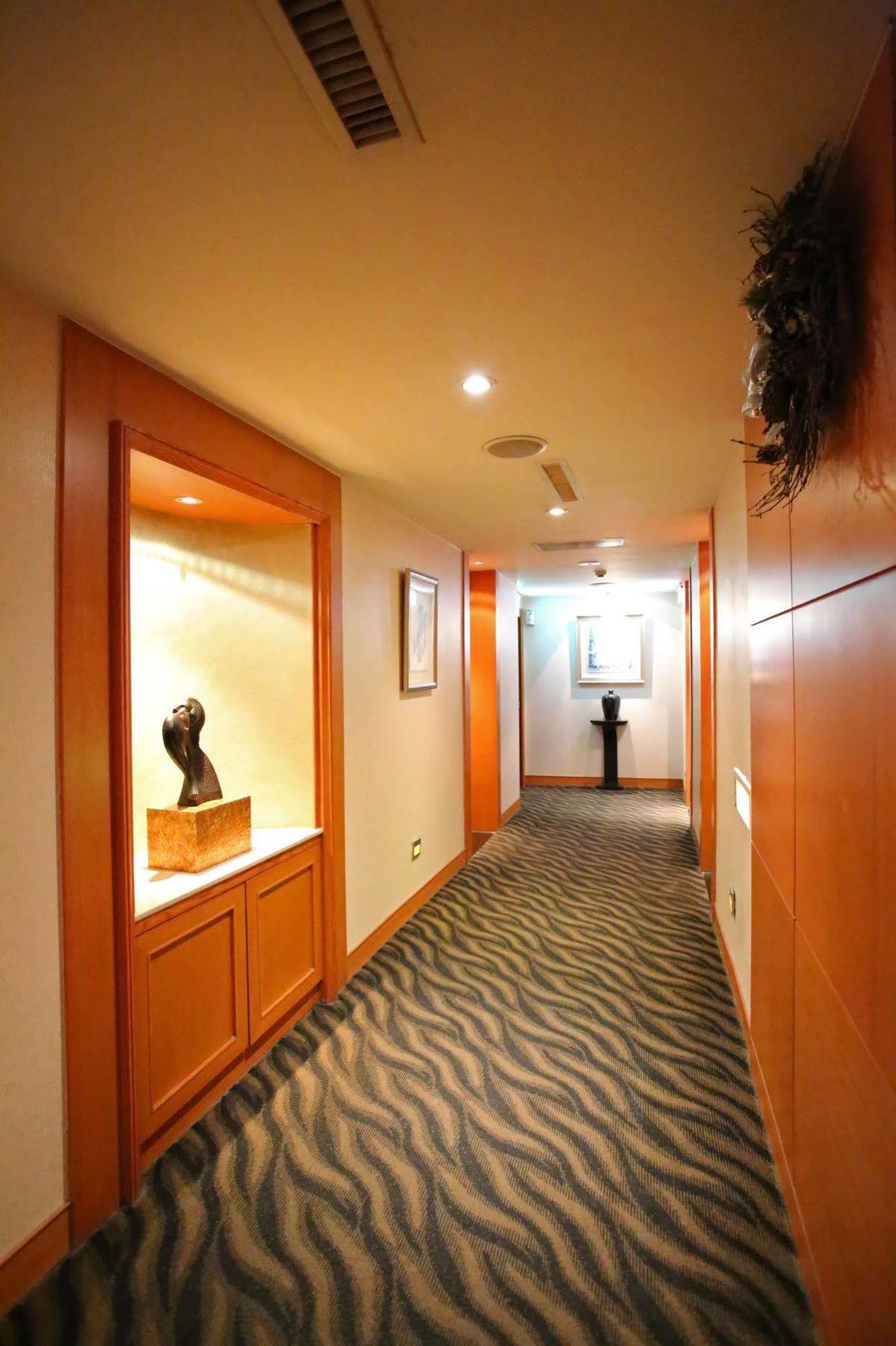 Elegance Hotel Taipei Luaran gambar